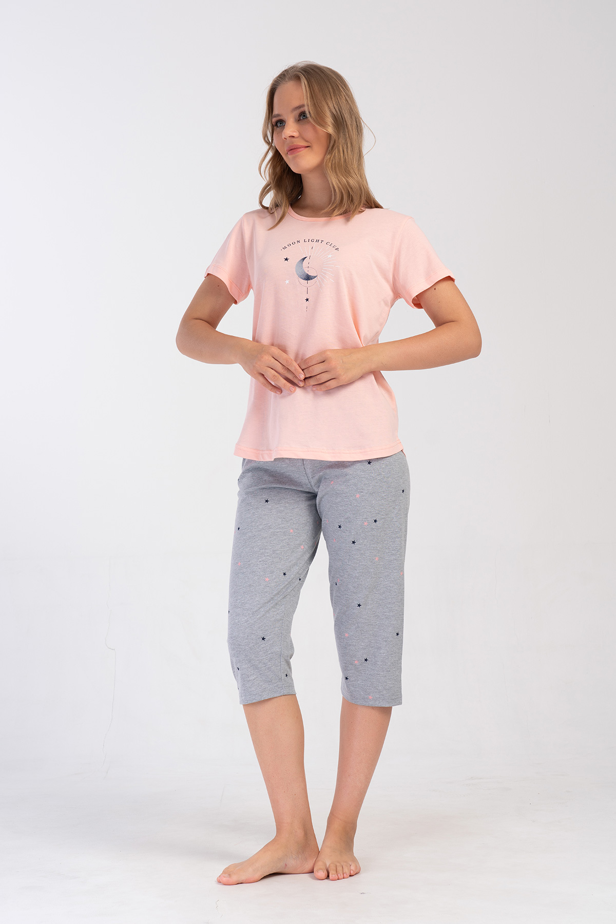 Woman Supreme Kanna Capri Set Woman Supreme Kanna Capri Set