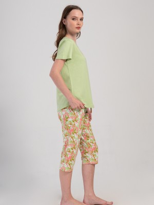 Woman Supreme Lase Capri Set Woman Supreme Lase Capri Set