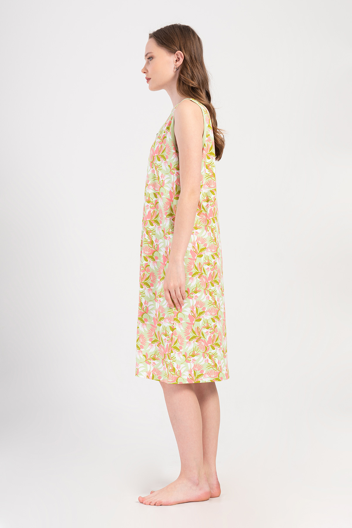 Woman Supreme Lase Sleeveless Home Dress Woman Supreme Lase Sleeveless Home Dress