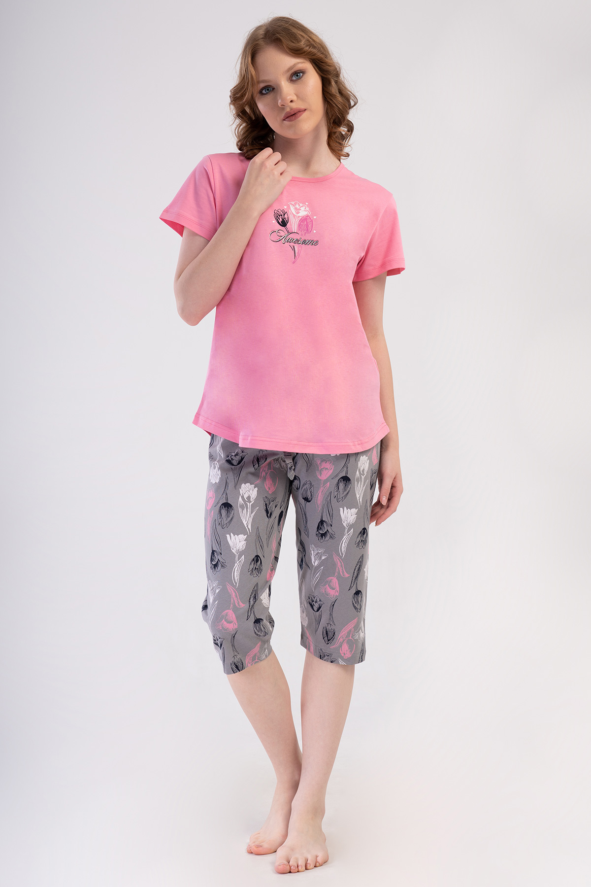 Woman Supreme Aryan Capri Set Woman Supreme Aryan Capri Set