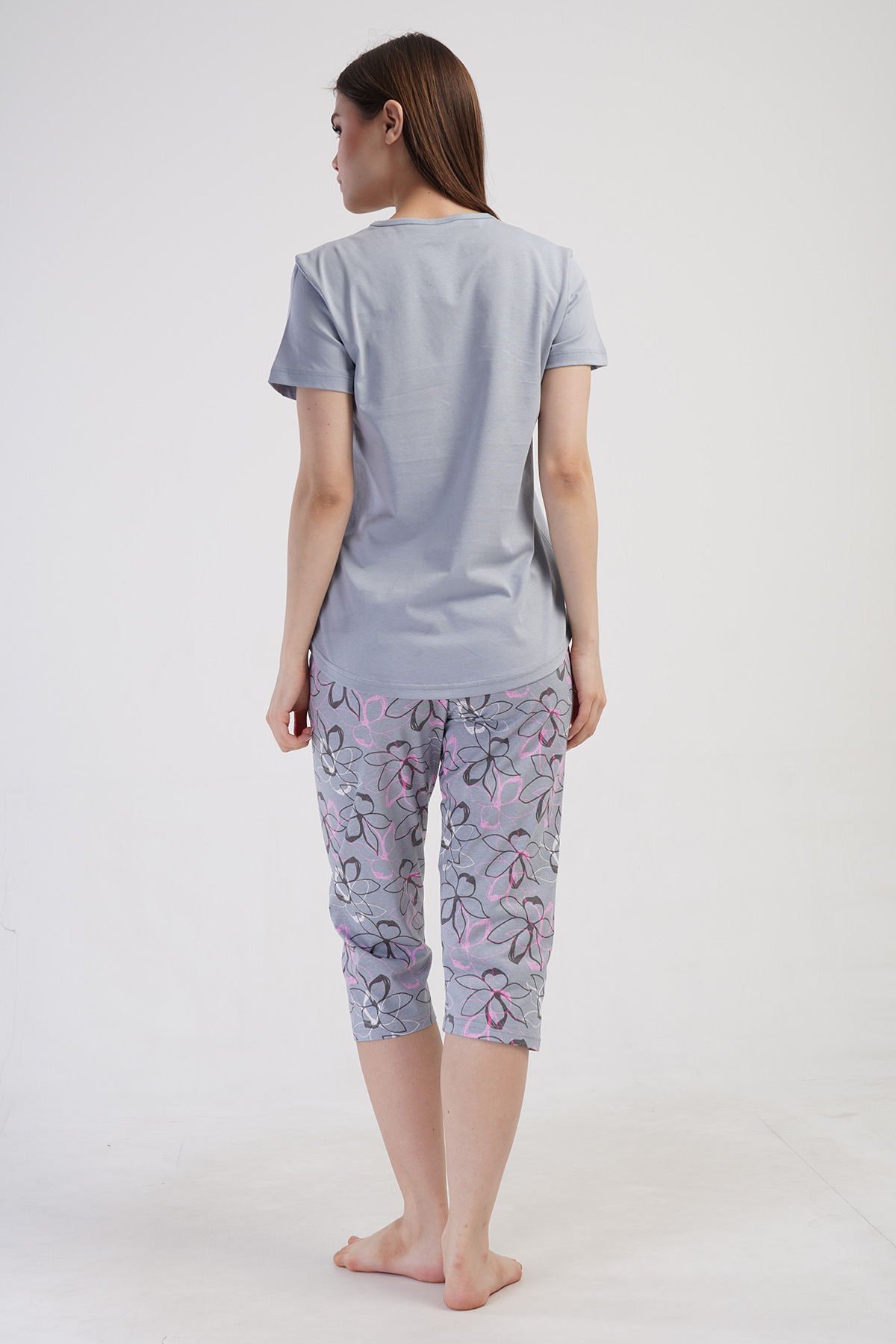 Woman Supreme Lindo Capri Set Woman Supreme Lindo Capri Set