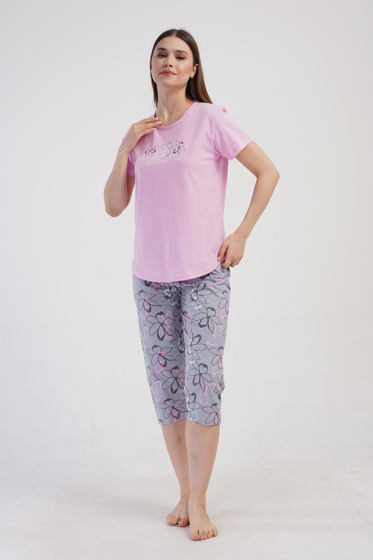 Woman Supreme Lindo Capri Set Woman Supreme Lindo Capri Set