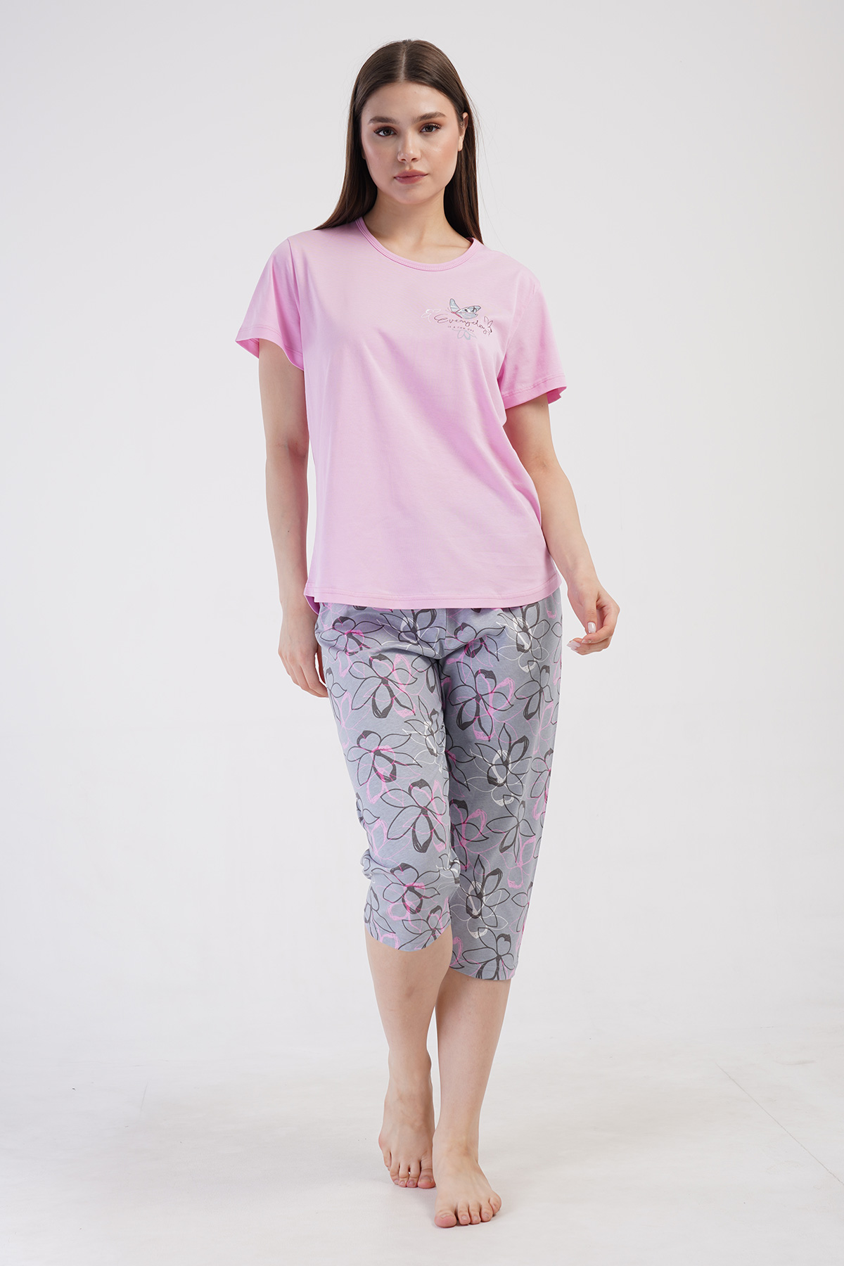 Woman Supreme Big Size Lindo Capri Set Woman Supreme Big Size Lindo Capri Set