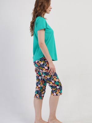 Woman Supreme Sola Capri Set Woman Supreme Sola Capri Set