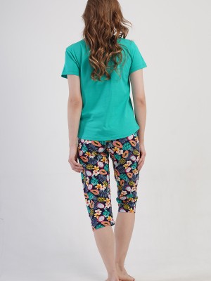 Woman Supreme Sola Capri Set Woman Supreme Sola Capri Set