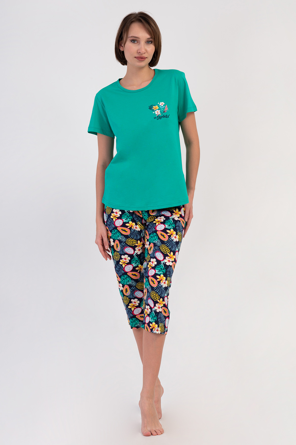 Woman Supreme Big Size Sola Capri Set Woman Supreme Big Size Sola Capri Set