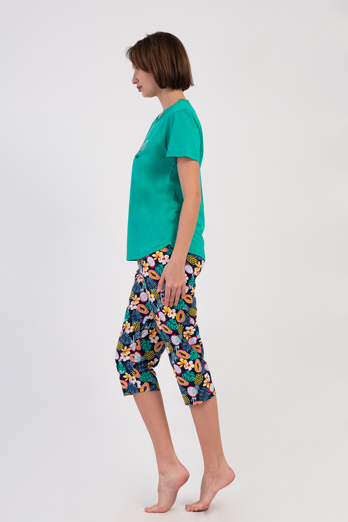 Woman Supreme Big Size Sola Capri Set Woman Supreme Big Size Sola Capri Set