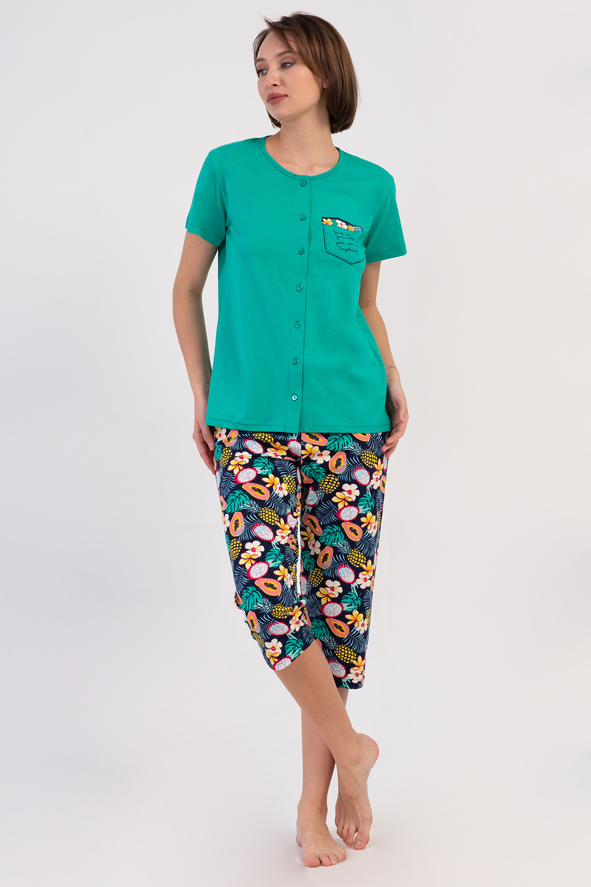 Woman Supreme Sola Buttoned Capri Set Woman Supreme Sola Buttoned Capri Set