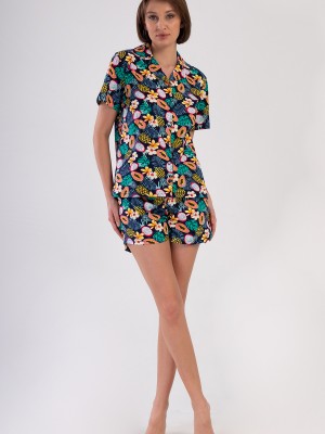 Woman Supreme Sola Buttoned Short Set Woman Supreme Sola Buttoned Short Set