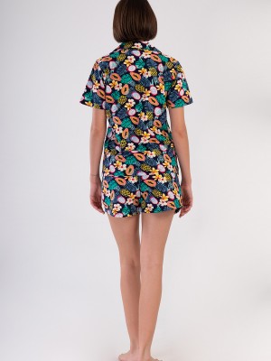 Woman Supreme Sola Buttoned Short Set Woman Supreme Sola Buttoned Short Set