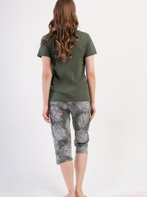 Woman Supreme Cena Buttoned Capri Set Woman Supreme Cena Buttoned Capri Set