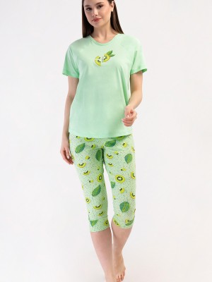 Woman Lycra Supreme Fruit Capri Set Woman Lycra Supreme Fruit Capri Set