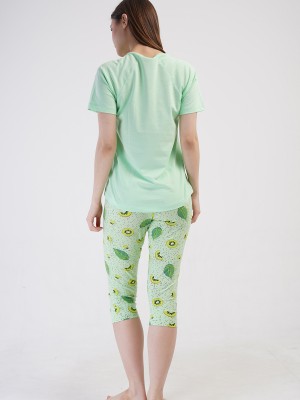 Woman Lycra Supreme Fruit Capri Set Woman Lycra Supreme Fruit Capri Set