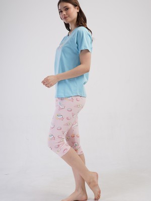 Woman Lycra Supreme Cenna Capri Set Woman Lycra Supreme Cenna Capri Set