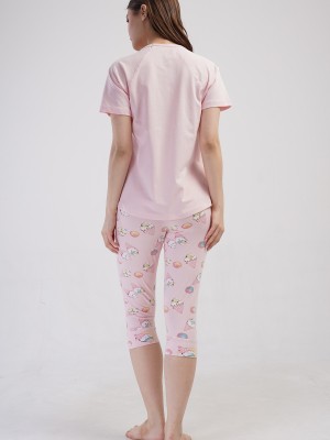 Woman Lycra Supreme Cenna Capri Set Woman Lycra Supreme Cenna Capri Set