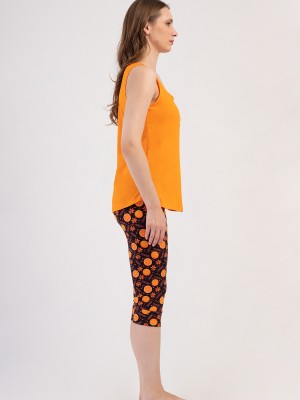 Woman Lycra Supreme Orangey Capri Set Woman Lycra Supreme Orangey Capri Set