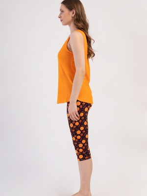 Woman Lycra Supreme Orangey Capri Set Woman Lycra Supreme Orangey Capri Set