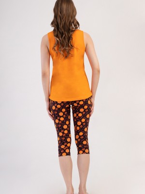 Woman Lycra Supreme Orangey Capri Set Woman Lycra Supreme Orangey Capri Set