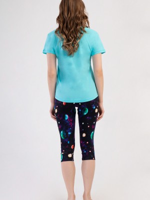 Woman Lycra Supreme Galaxy Capri Set Woman Lycra Supreme Galaxy Capri Set