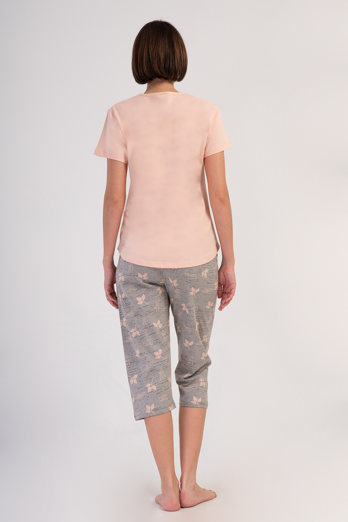 Woman Supreme Sano Capri Set Woman Supreme Sano Capri Set
