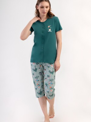 Woman Supreme Kima Buttoned Capri Set Woman Supreme Kima Buttoned Capri Set