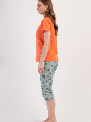 Woman Supreme Kima Buttoned Capri Set Woman Supreme Kima Buttoned Capri Set