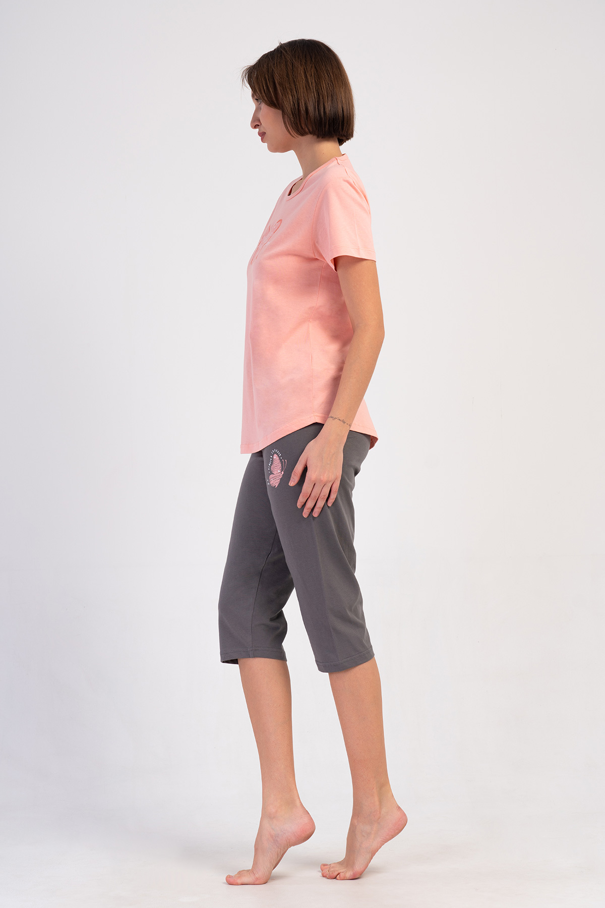 Woman Supreme Oly Capri Set Woman Supreme Oly Capri Set