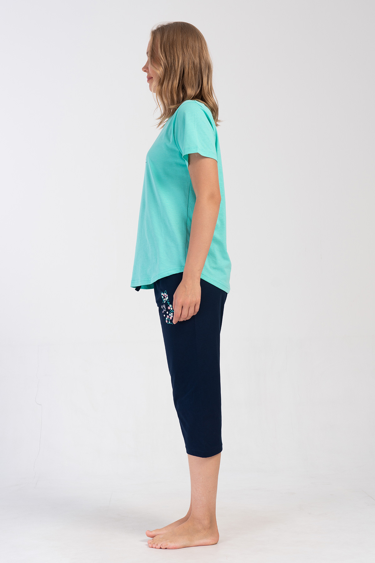Woman Supreme Big Size Sebon Capri Set Woman Supreme Big Size Sebon Capri Set