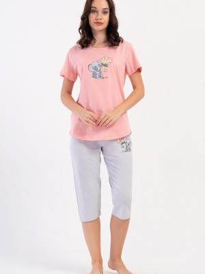 Woman Supreme Pose Capri Set Woman Supreme Pose Capri Set