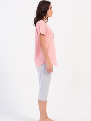 Woman Supreme Pose Capri Set Woman Supreme Pose Capri Set