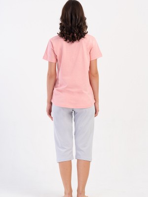 Woman Supreme Pose Capri Set Woman Supreme Pose Capri Set