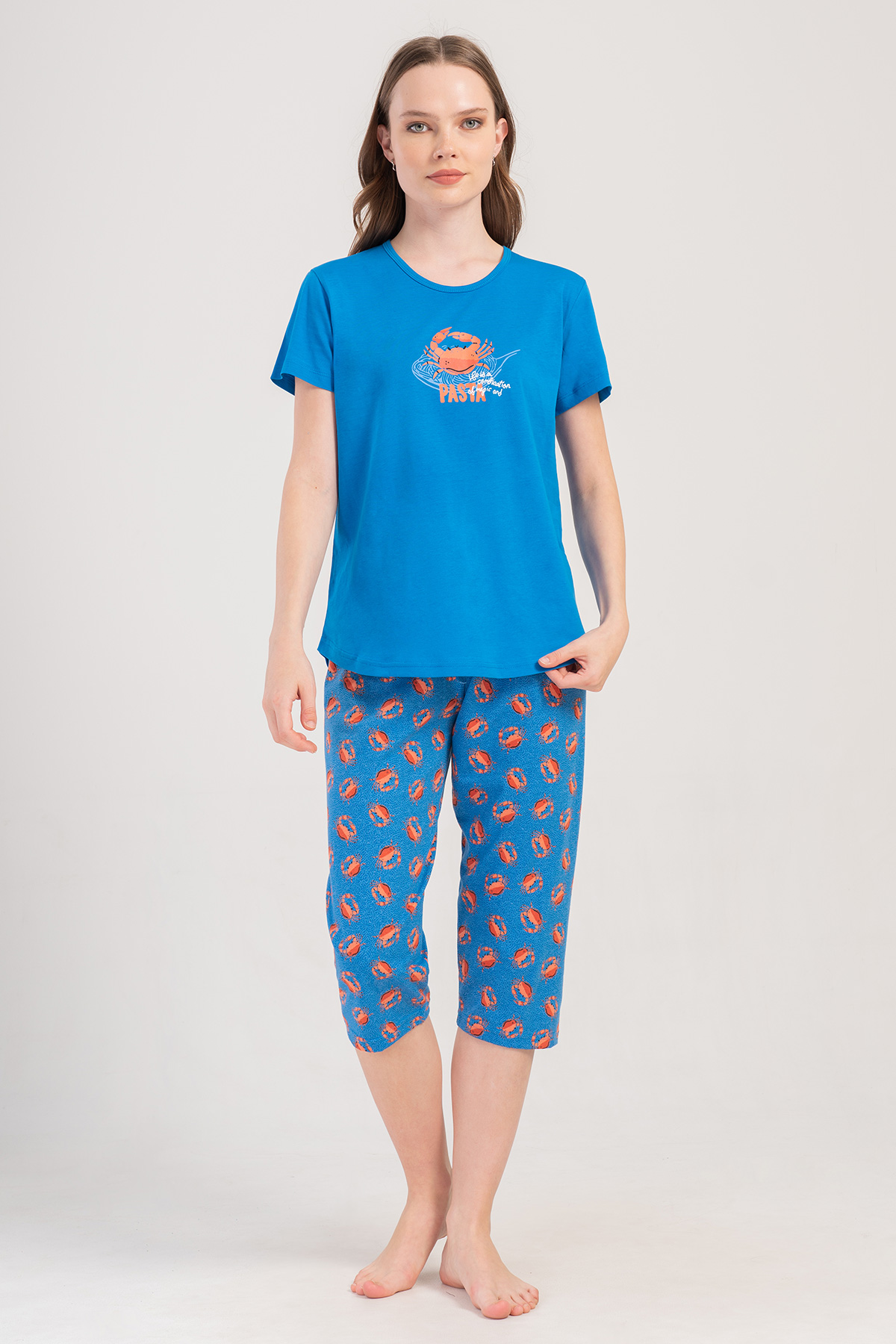 Man Supreme Muto O Neck Capri Set Man Supreme Muto O Neck Capri Set