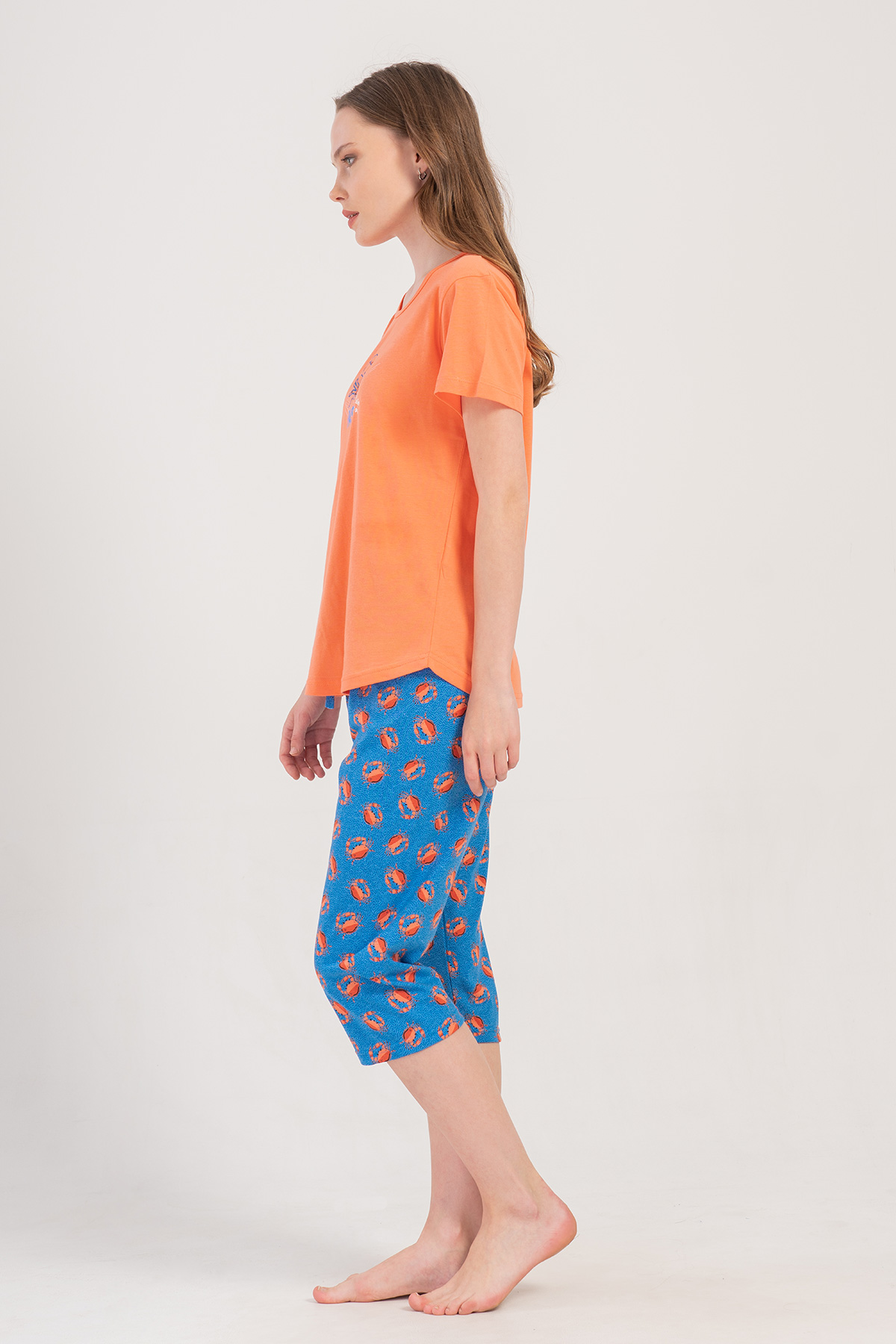 Man Supreme Muto O Neck Capri Set