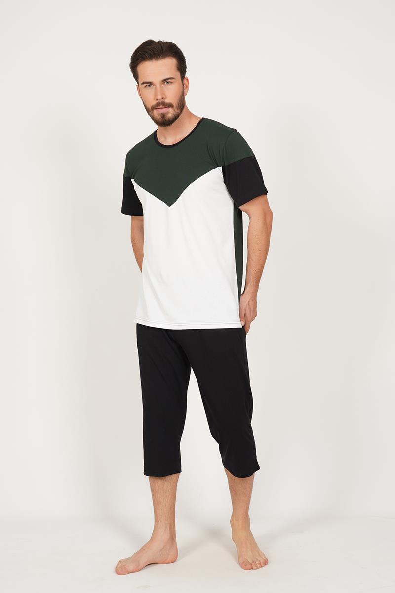 Man Geometric Capri Set