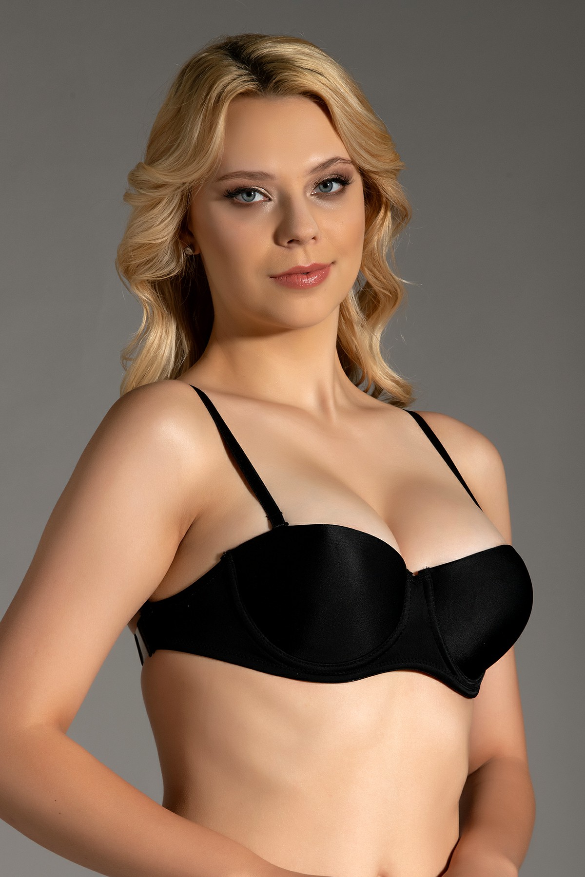 Woman Ersa B Cup Bra