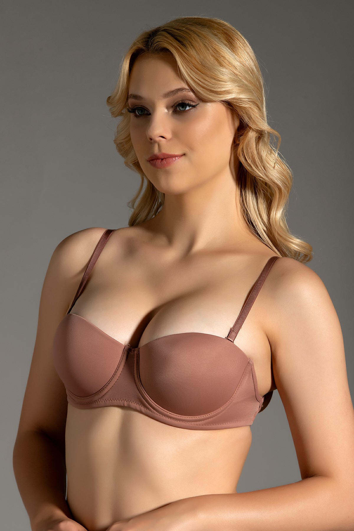 Woman Ersa B Cup Bra