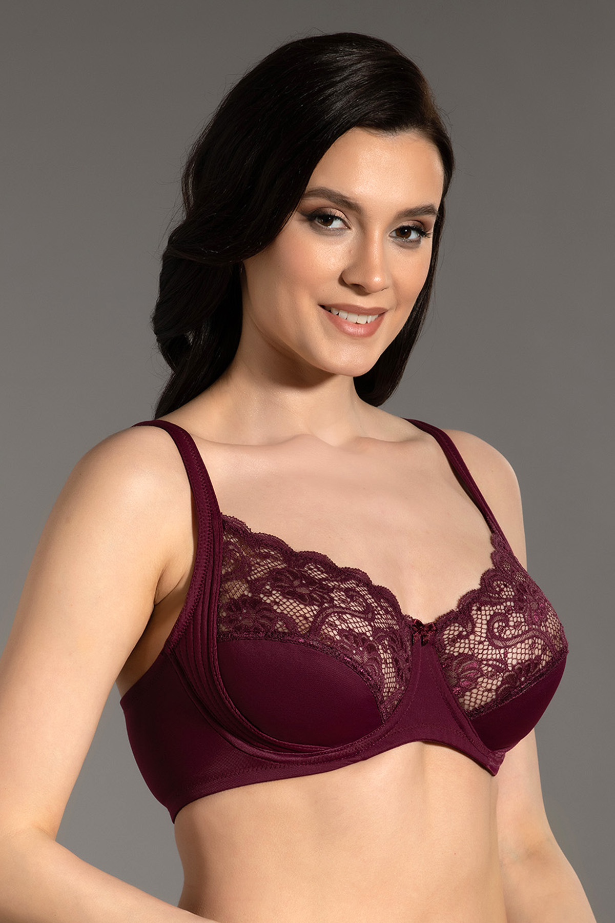 Woman No Push-Up Bella Bra