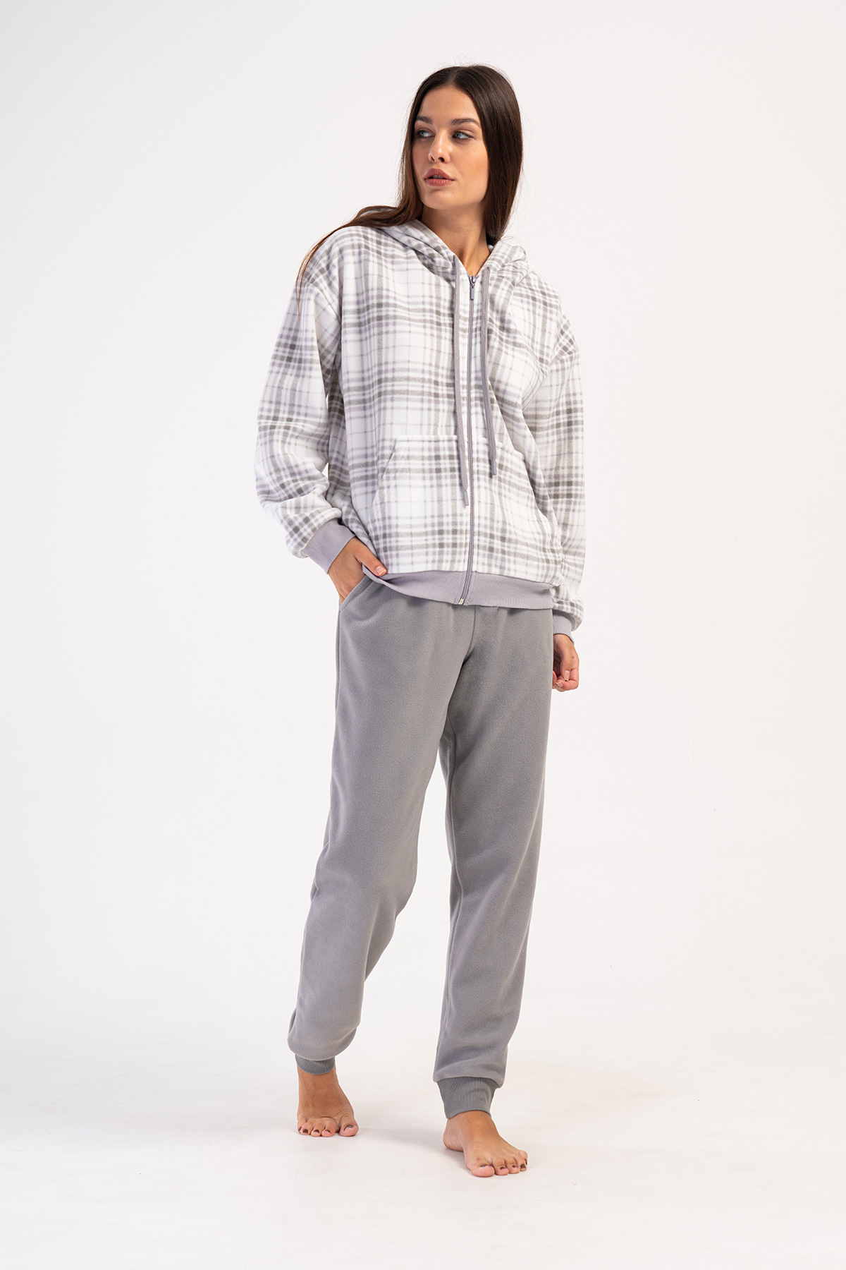 Woman Fleece Gray Hoodie and Zipper Detail Pyjama Set