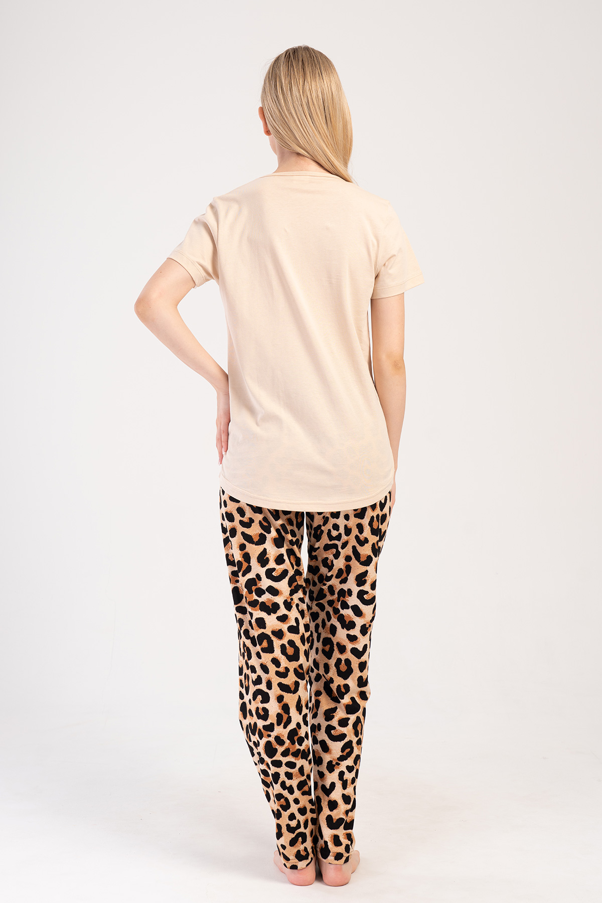 Woman Leopard Short Sleeve O Neck Pyjama Set