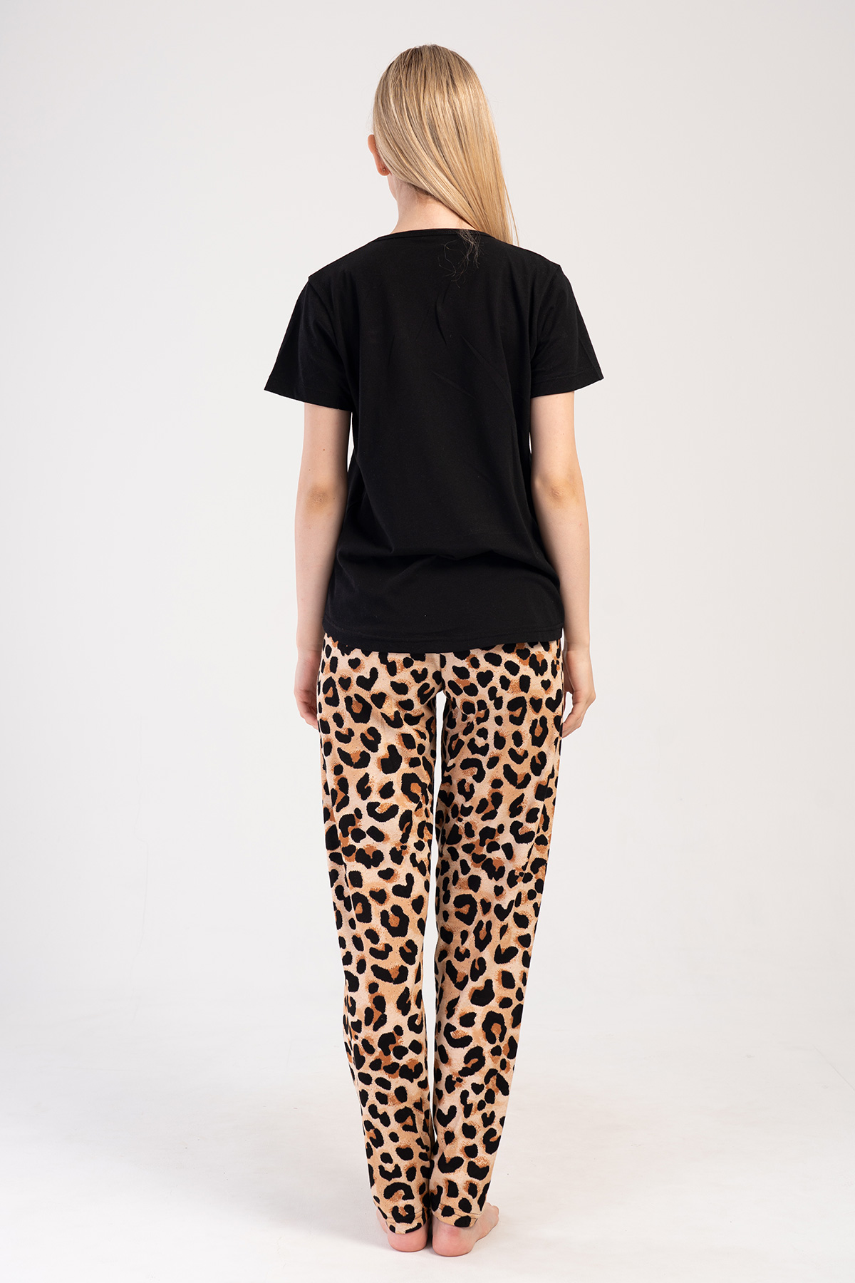 Woman Leopard Short Sleeve O Neck Pyjama Set